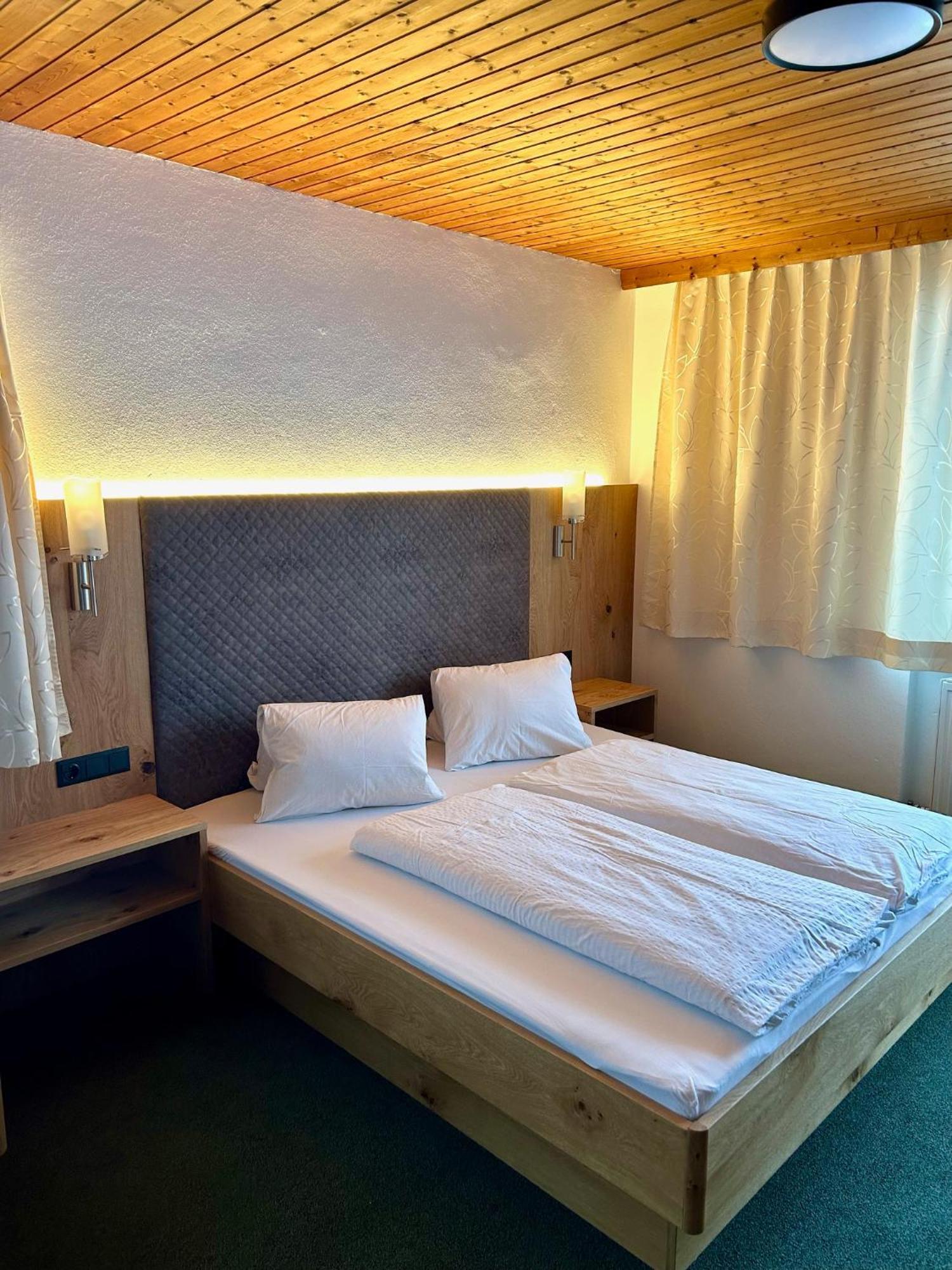 Haus Sonnegg Hotel ฟิงเคนแบร์ก ภายนอก รูปภาพ